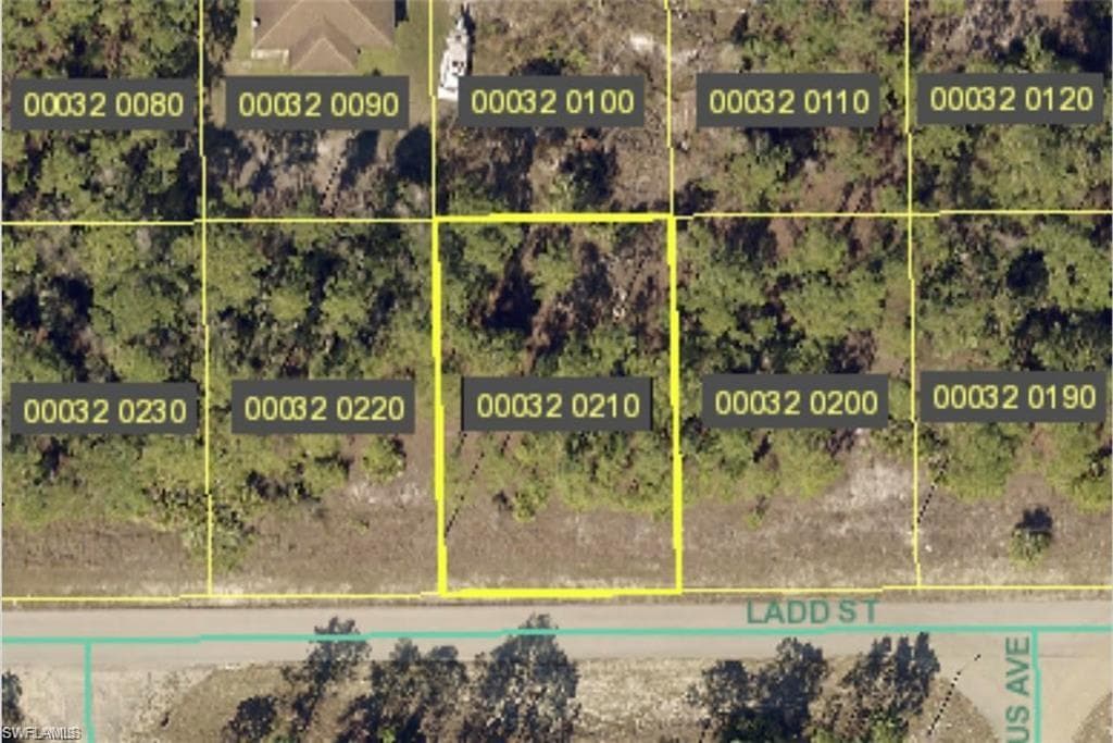 663 Ladd ST LEHIGH ACRES, FL 33974