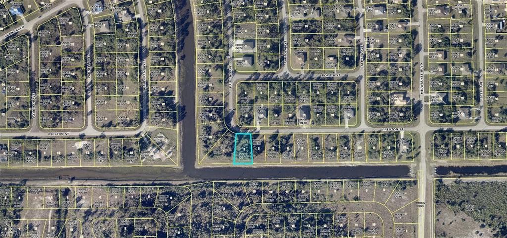 208 Preston ST LEHIGH ACRES, FL 33974