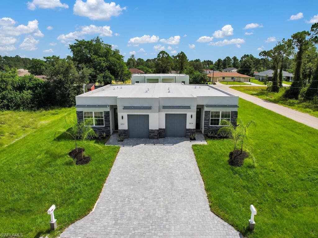 4548-4550 29th ST SW LEHIGH ACRES, FL 33973