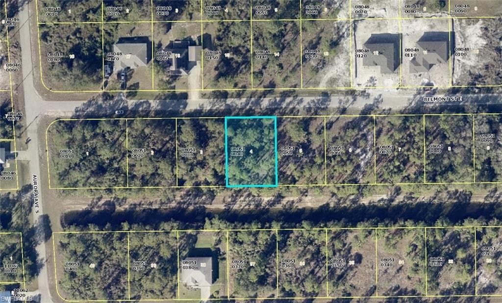 918 Belmont ST E LEHIGH ACRES, FL 33974