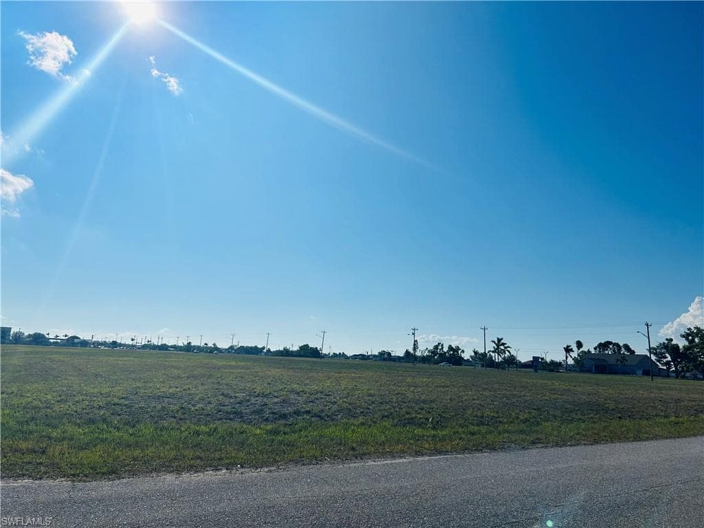 1848 Diplomat PKWY E CAPE CORAL, FL 33909