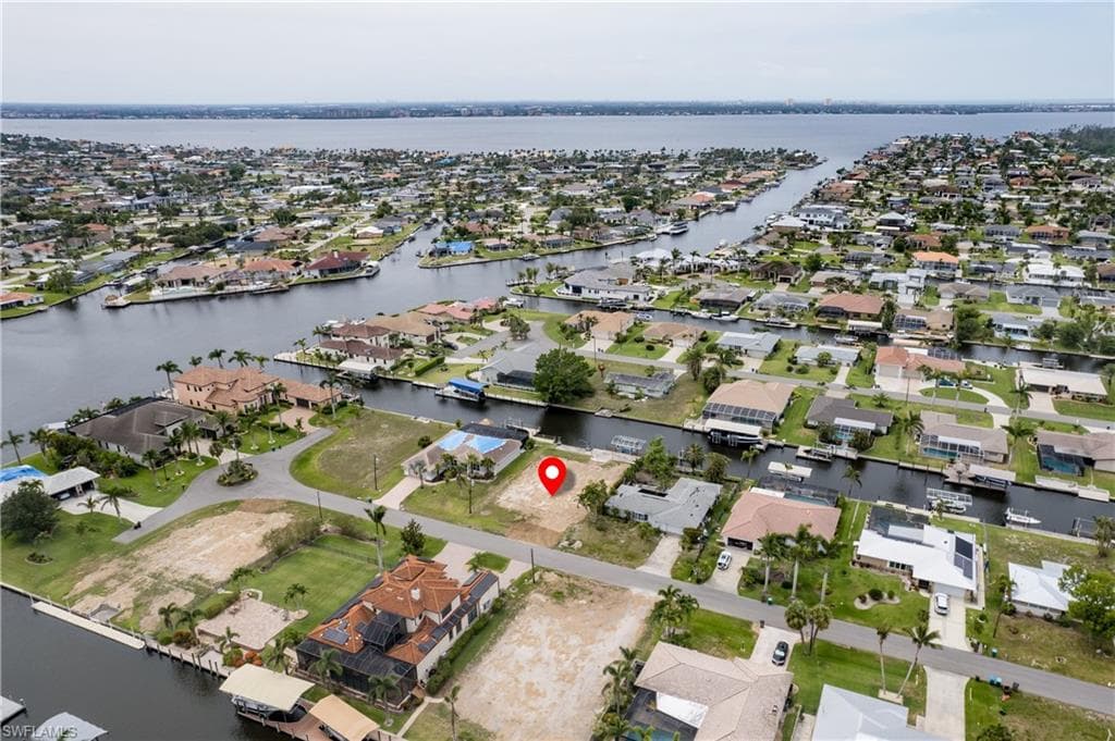 122 SW 53rd ST CAPE CORAL, FL 33914
