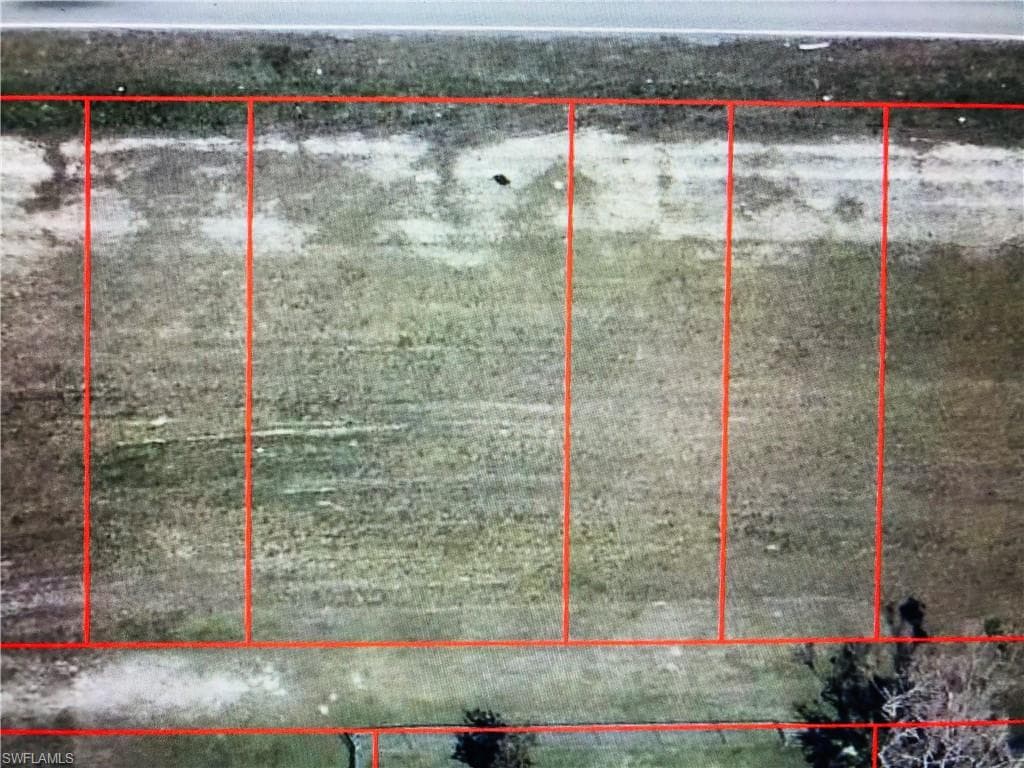 218-220 Diplomat PKWY W CAPE CORAL, FL 33993