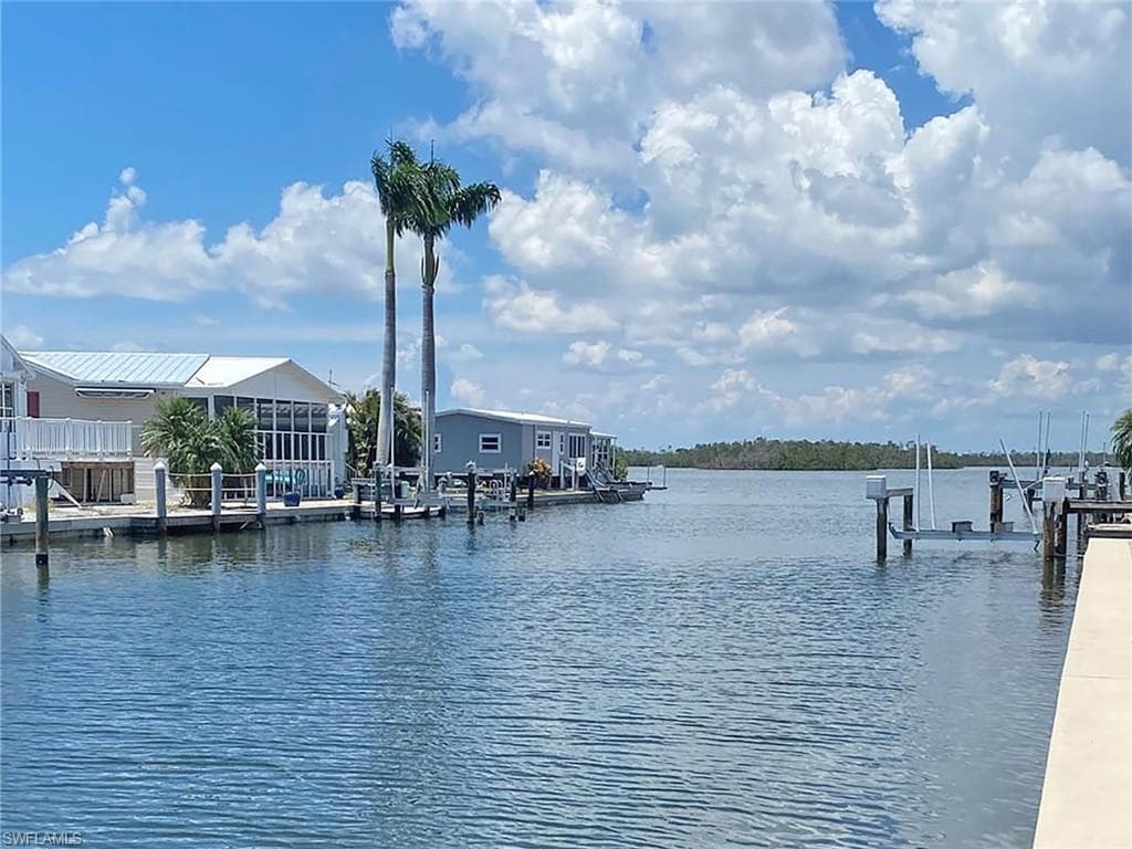 29 Doubloon WAY FORT MYERS BEACH, FL 33931