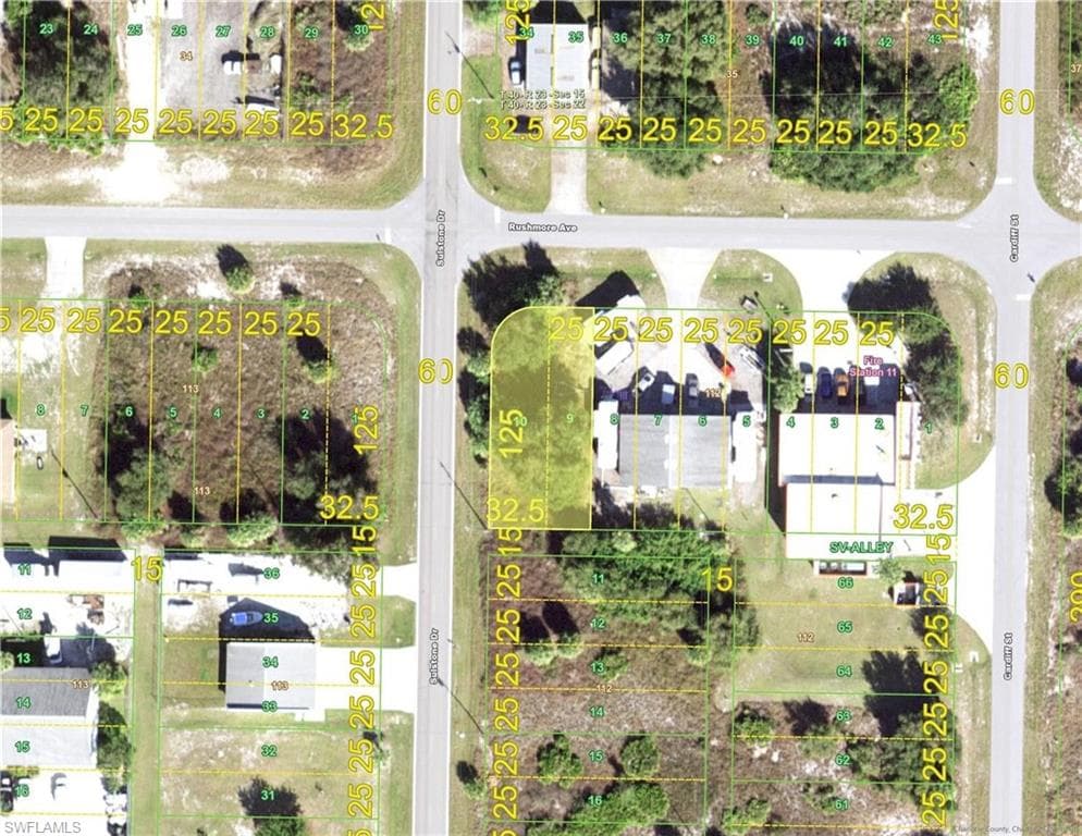 27039 Rushmore AVE PUNTA GORDA, FL 33983