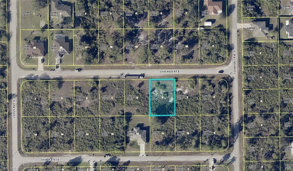 862 Chicago ST E LEHIGH ACRES, FL 33974