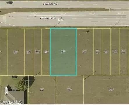 2332 Diplomat PKWY E CAPE CORAL, FL 33909