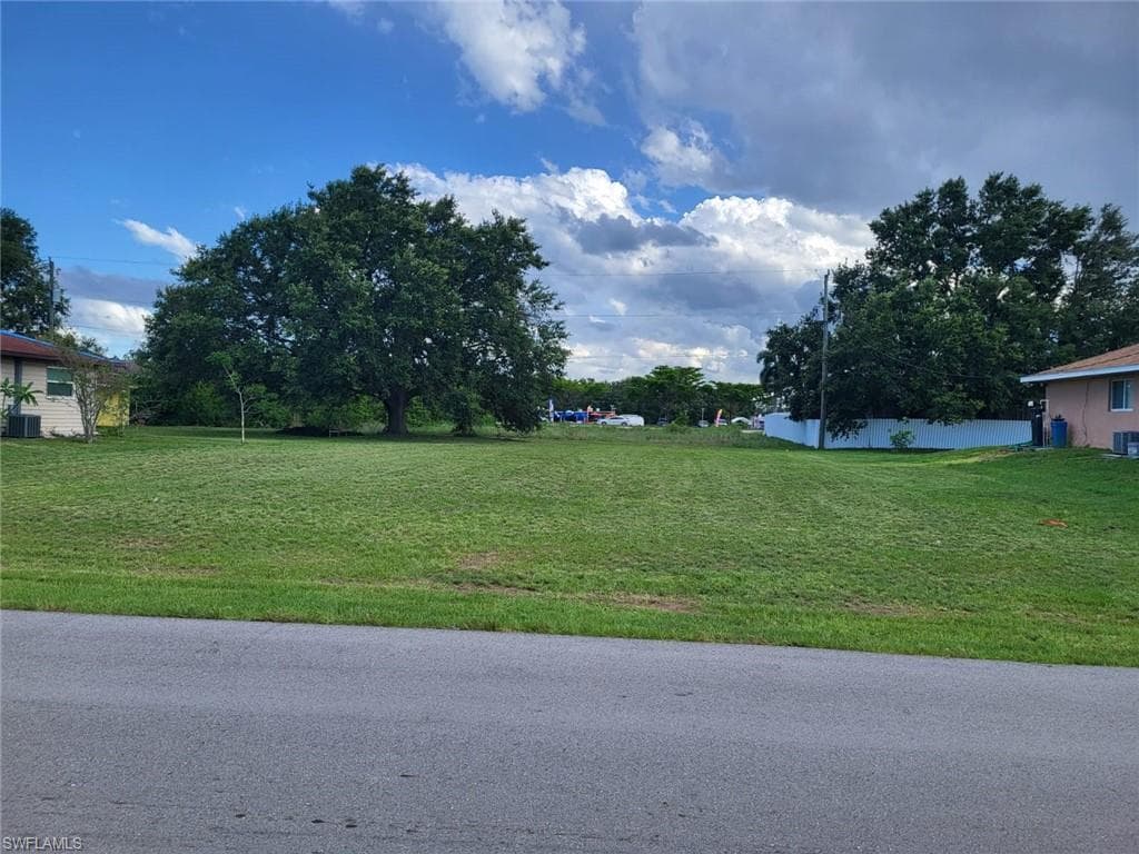 4509 5th ST W LEHIGH ACRES, FL 33971