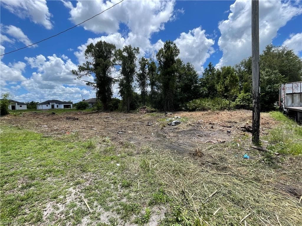 2603 3rd ST SW LEHIGH ACRES, FL 33976