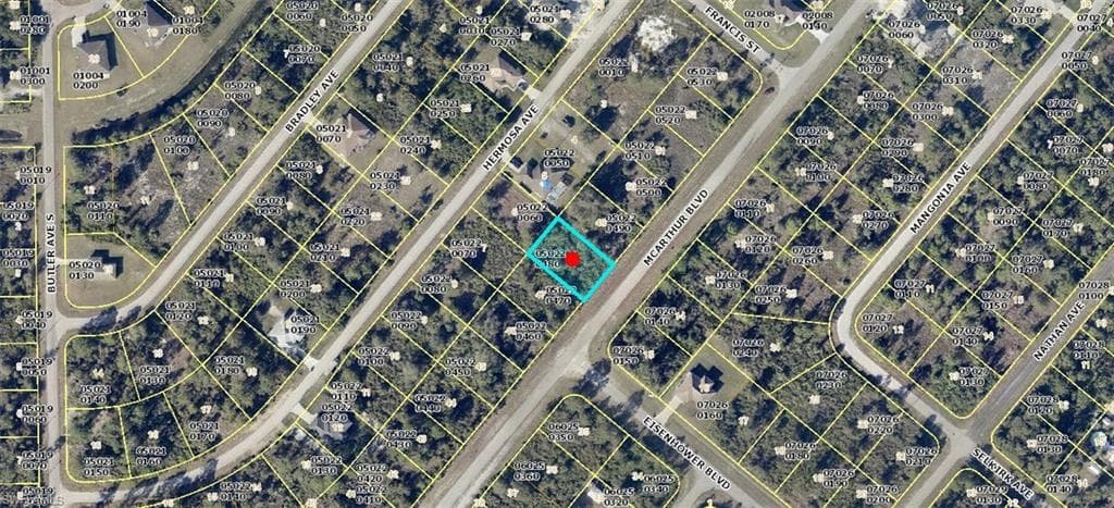 352 McArthur BLVD LEHIGH ACRES, FL 33974