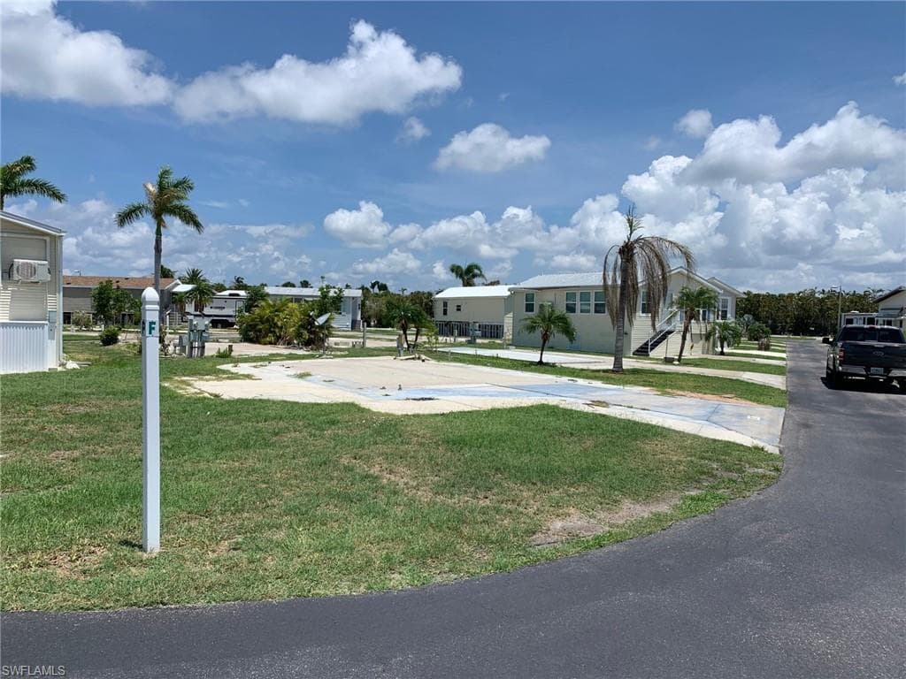 19681 Summerlin 307-F RD FORT MYERS, FL 33908