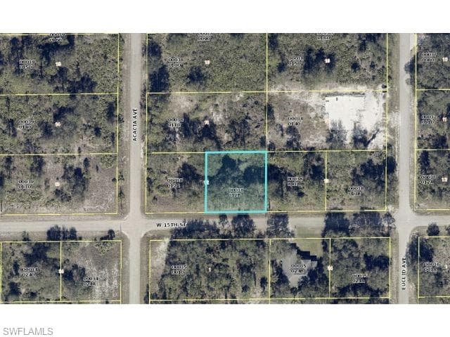 1204 15th ST LEHIGH ACRES, FL 33972