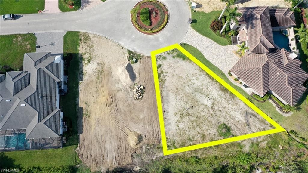 8738 Lakefront CT S FORT MYERS, FL 33908