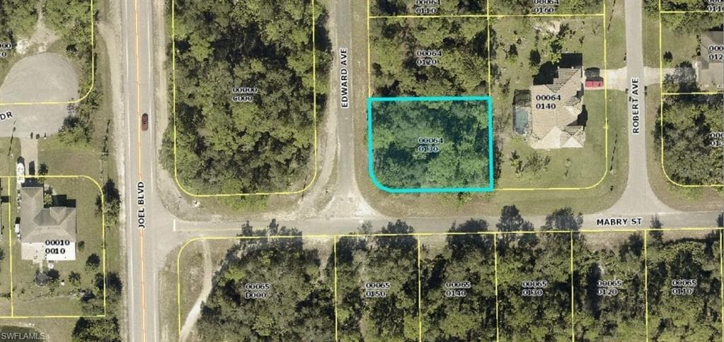 2000 Edward AVE ALVA, FL 33920