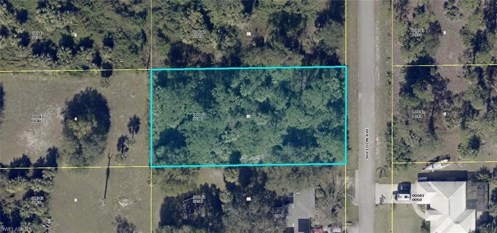 717 Sheldon AVE LEHIGH ACRES, FL 33936