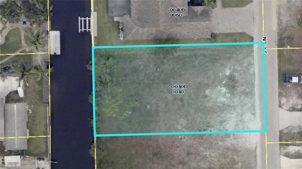 27301 J C LN BONITA SPRINGS, FL 34135