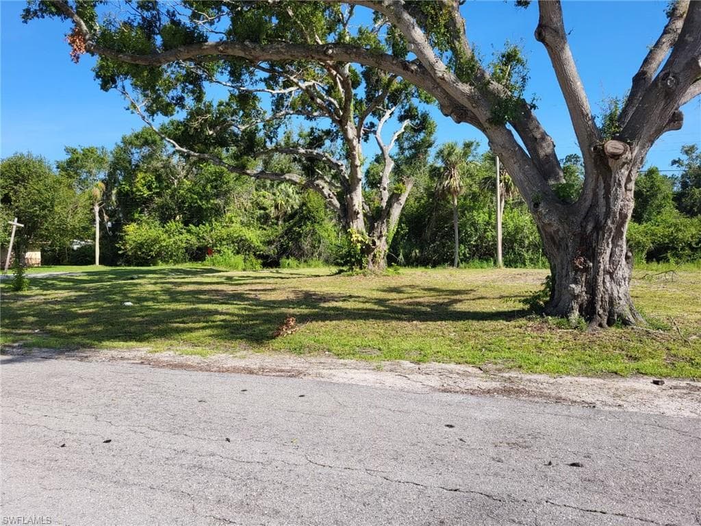 134, 136 & 138 Powell Creek CIR NORTH FORT MYERS, FL 33917