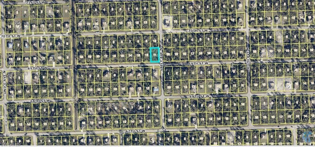 3400 69th ST W LEHIGH ACRES, FL 33971