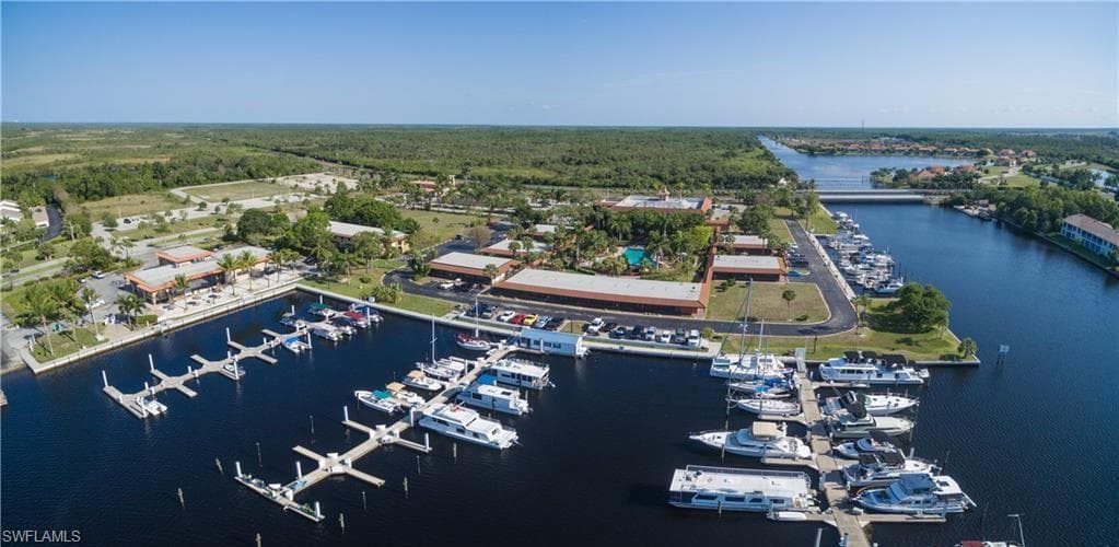 525 Newport DR NAPLES, FL 34114