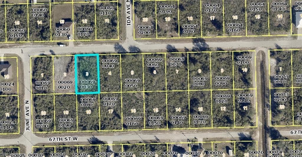 2803 68th ST W LEHIGH ACRES, FL 33971