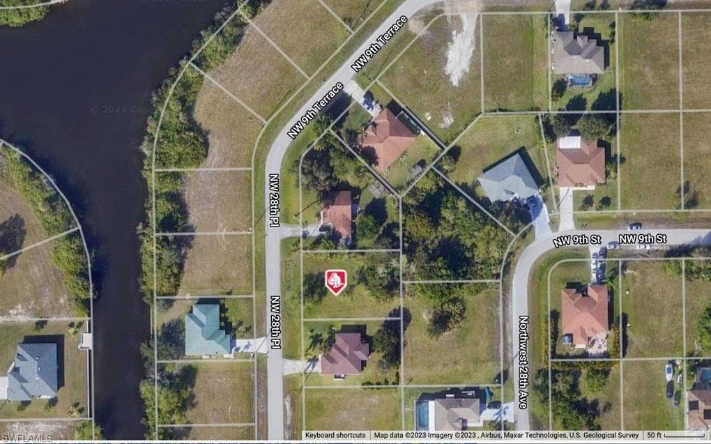 823 NW 28th PL CAPE CORAL, FL 33993