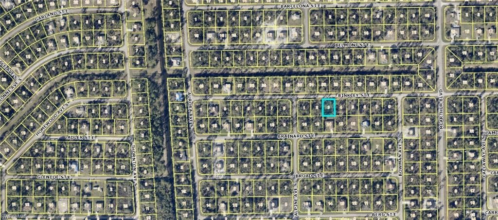 934 Binkley ST E LEHIGH ACRES, FL 33974
