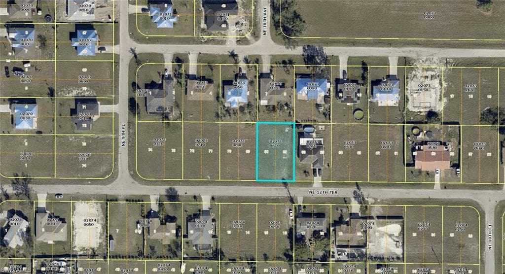 1001 NE 12th TER CAPE CORAL, FL 33909