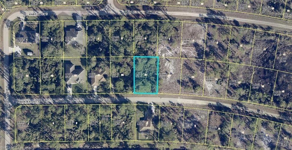 923 Winters ST E LEHIGH ACRES, FL 33974
