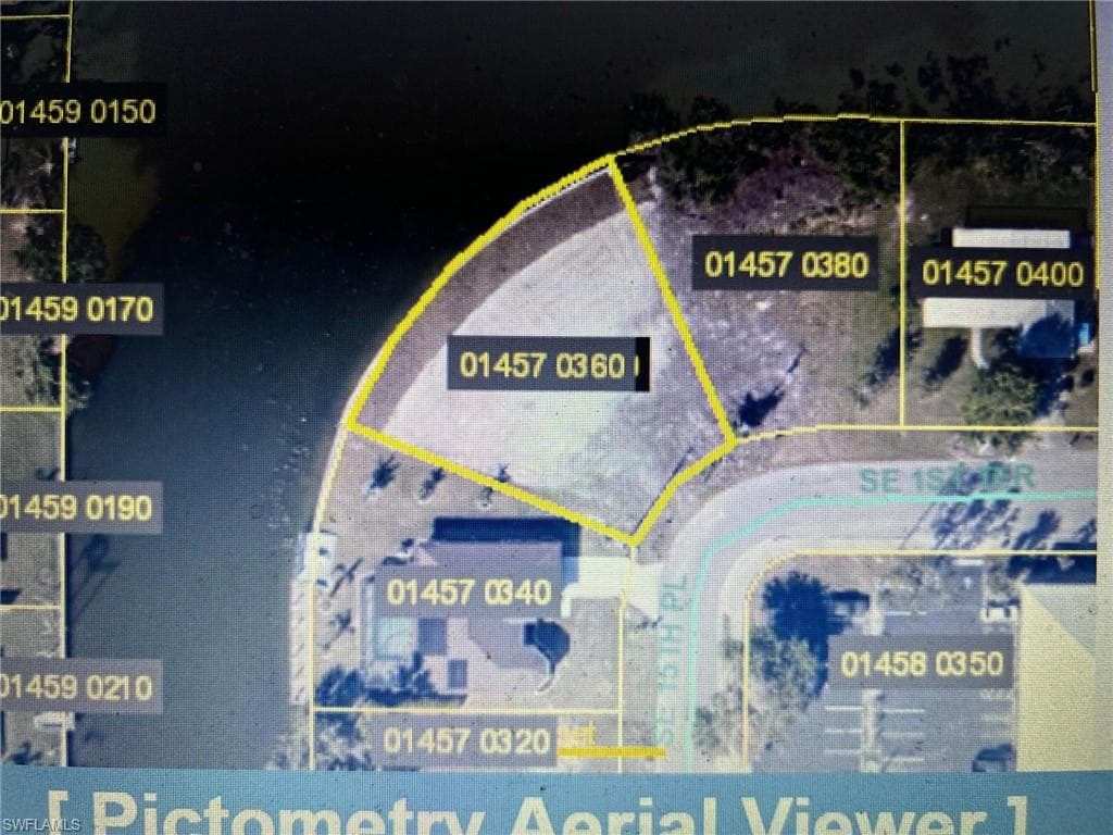 124 SE 15th PL CAPE CORAL, FL 33990