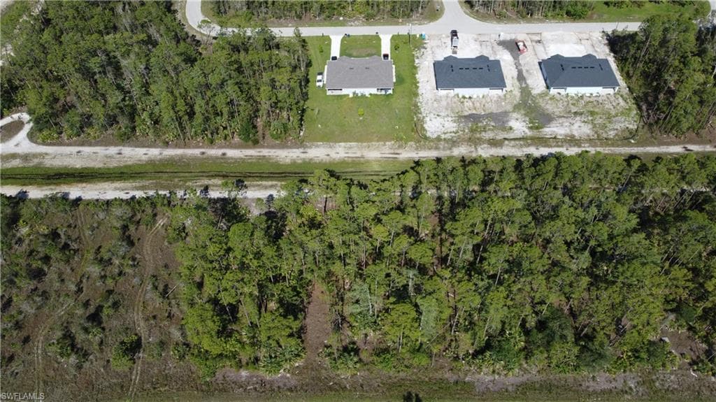 1922-1924 Victor LN LEHIGH ACRES, FL 33972