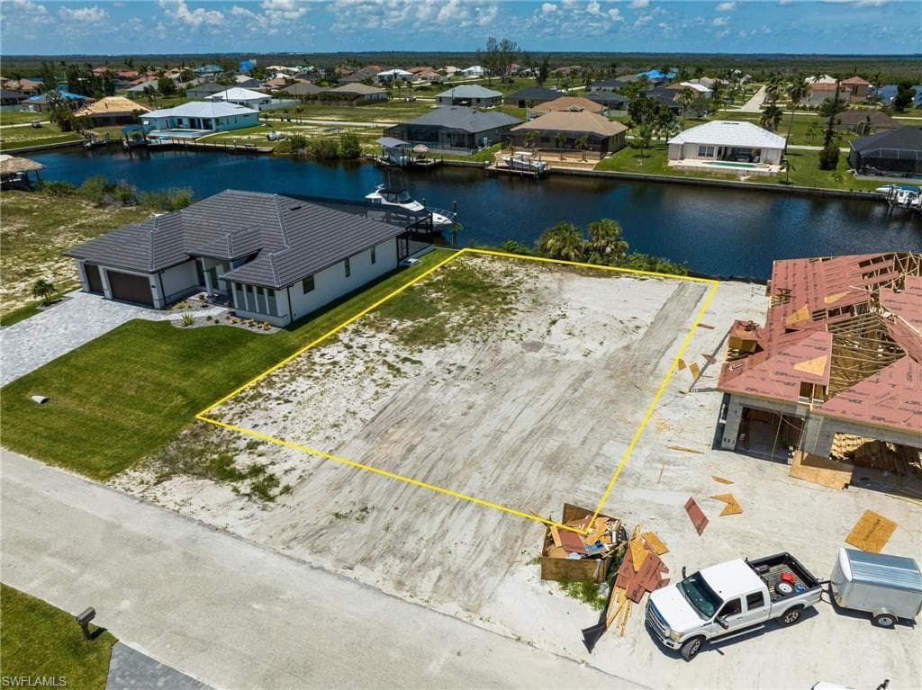 1228 NW 40th PL CAPE CORAL, FL 33993
