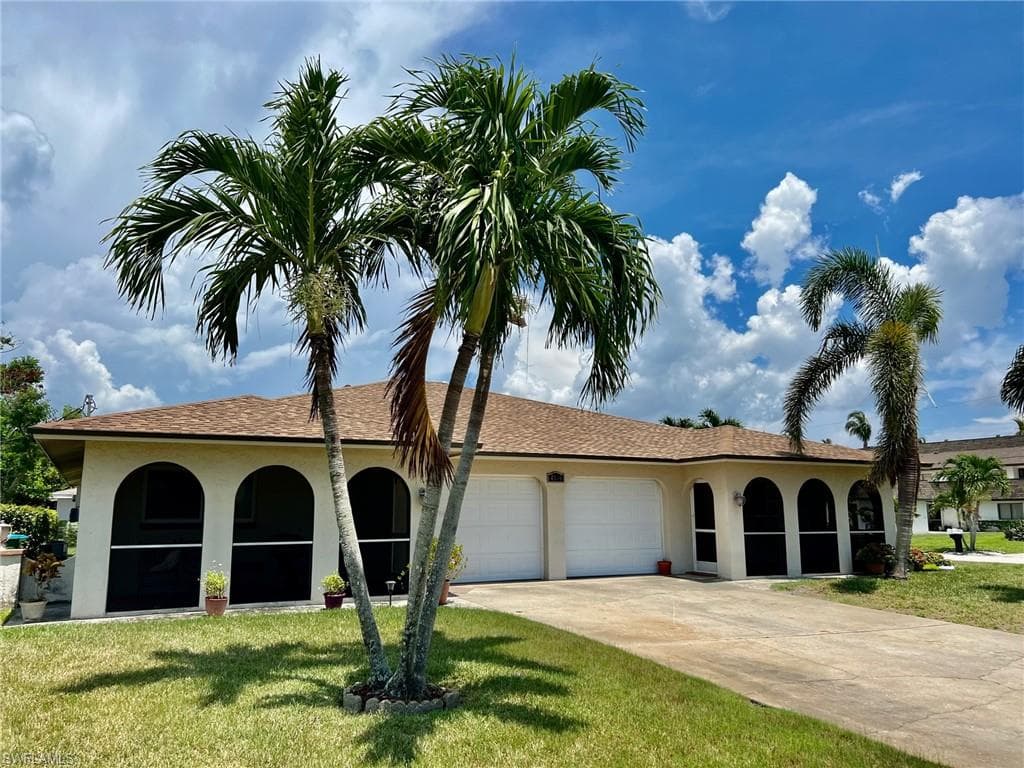4949 Viceroy CT CAPE CORAL, FL 33904