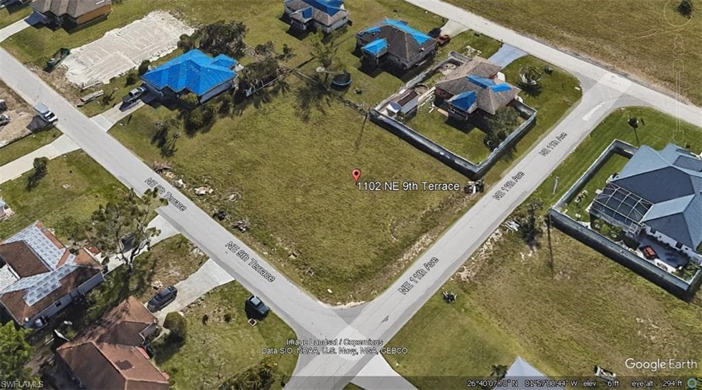 1102 NE 9th TER CAPE CORAL, FL 33909