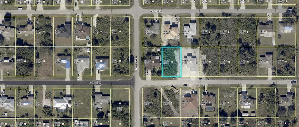 3712 13th ST W LEHIGH ACRES, FL 33971