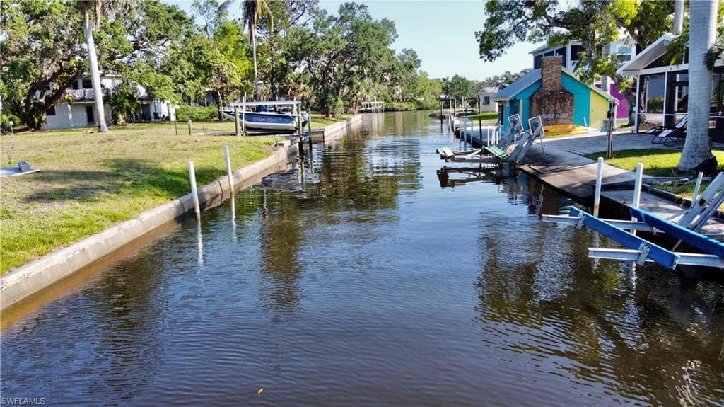 27575 Tarpon WAY BONITA SPRINGS, FL 34134
