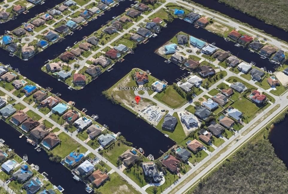 3003 SW 40th LN CAPE CORAL, FL 33914