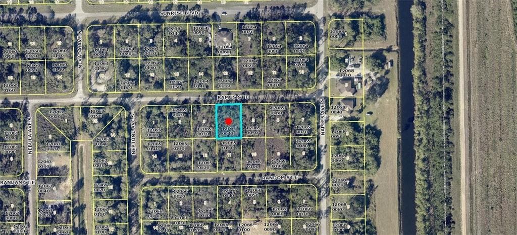 1242 Ramus ST E LEHIGH ACRES, FL 33974