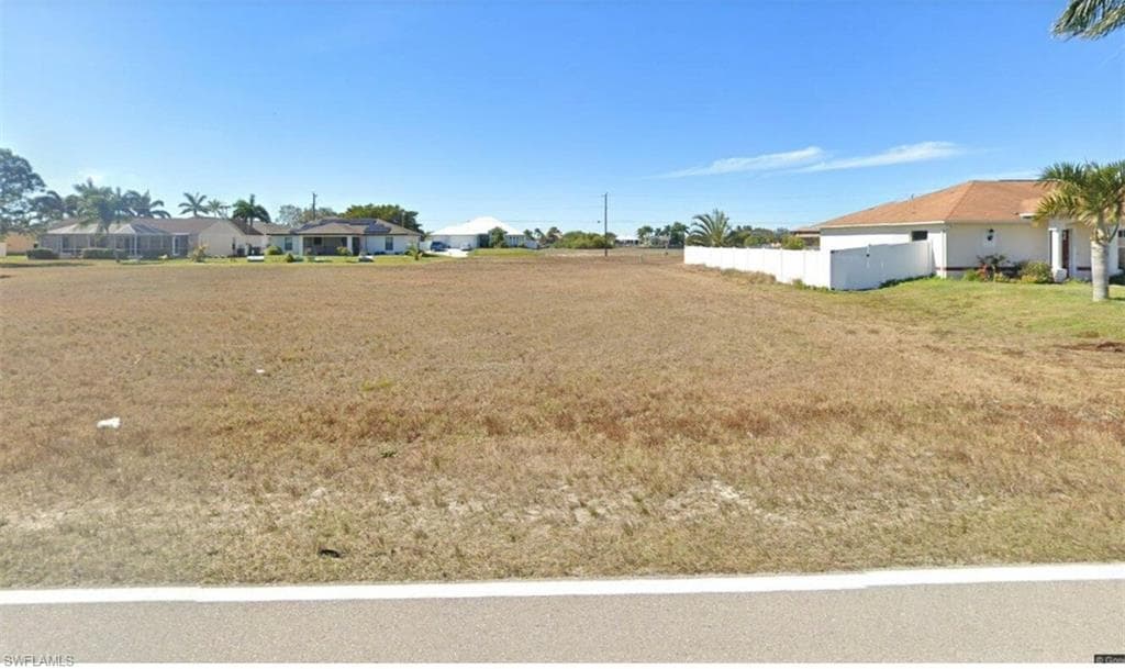 1502 Nelson RD N CAPE CORAL, FL 33993