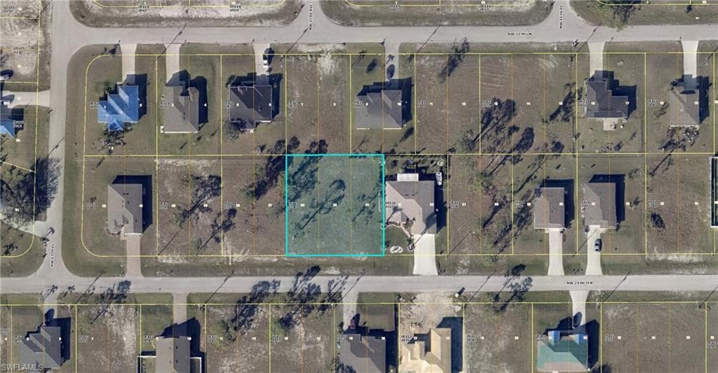 1629 29th TER CAPE CORAL, FL 33993