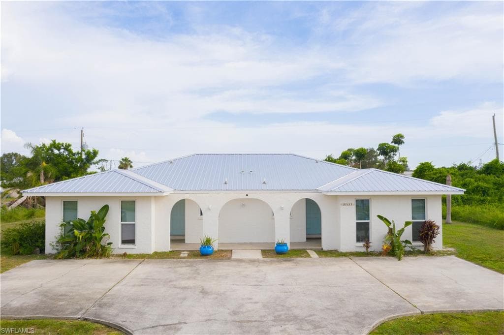 27123 Sunnybrook RD PUNTA GORDA, FL 33983