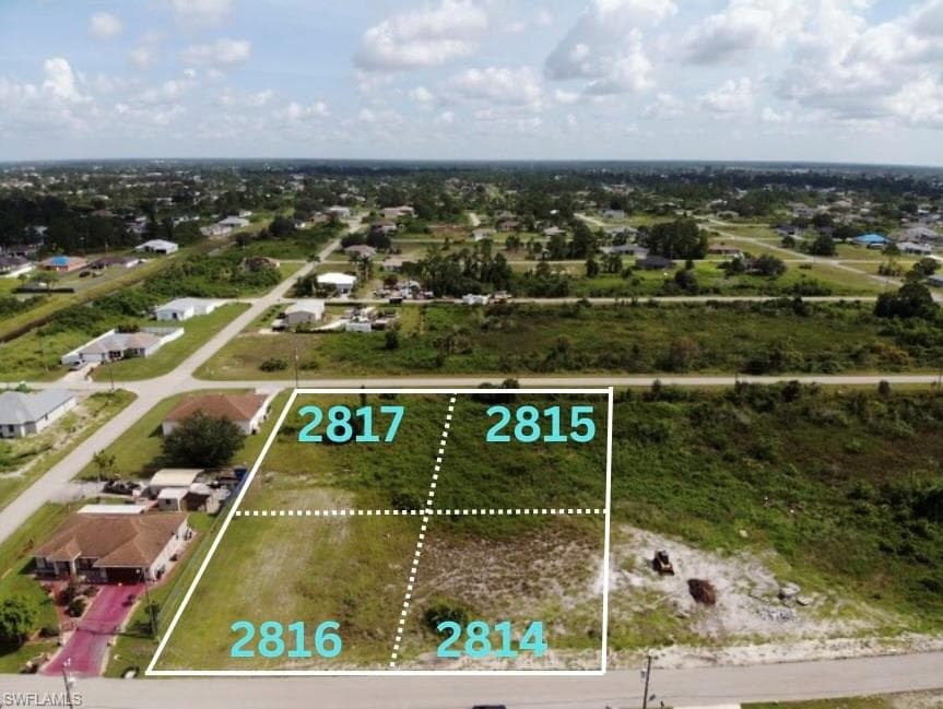 2817 21st ST SW LEHIGH ACRES, FL 33976