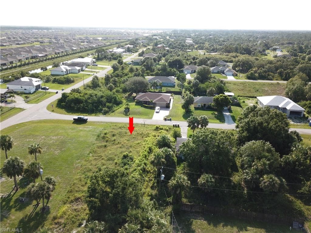 6143 Holt CT FORT MYERS, FL 33905