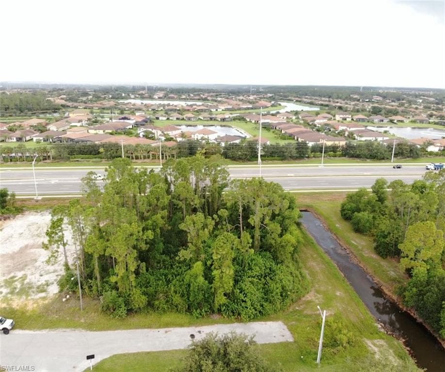 500 Meadow RD LEHIGH ACRES, FL 33973
