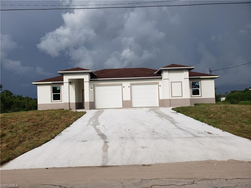 201/203 Hightower AVE S LEHIGH ACRES, FL 33973
