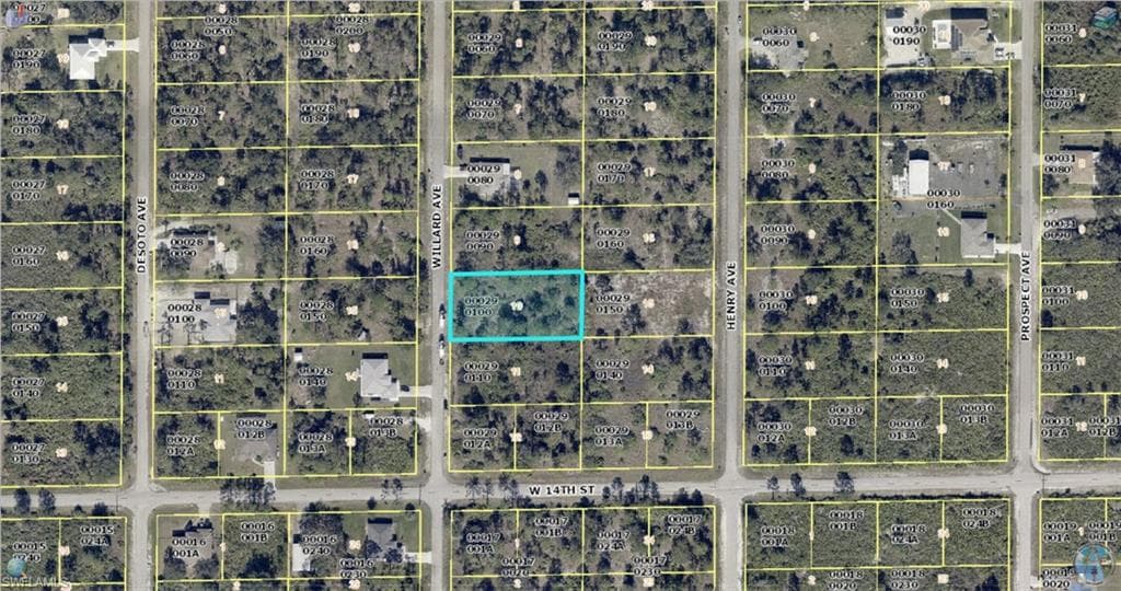 1404 Willard AVE LEHIGH ACRES, FL 33972