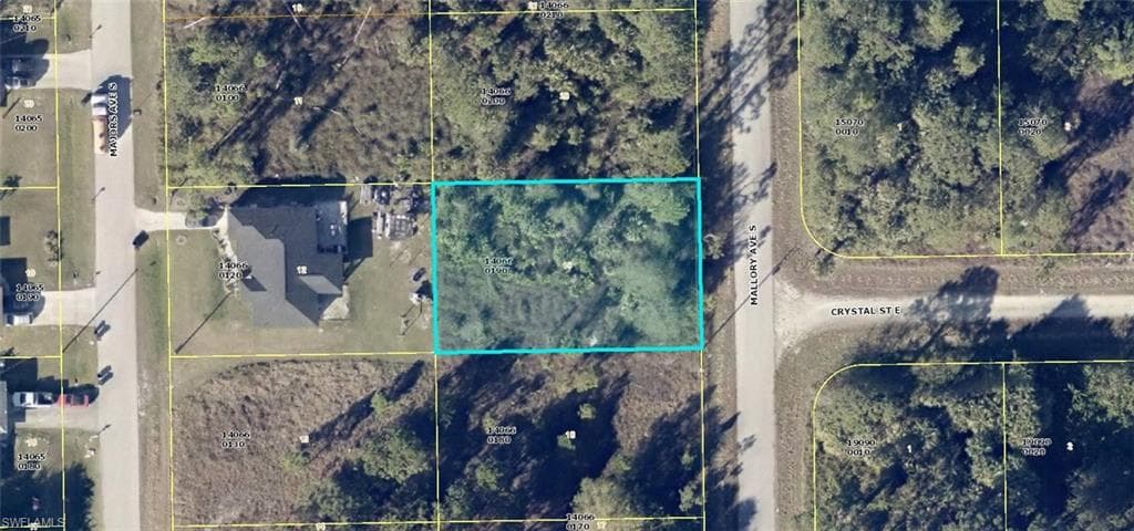 438 Mallory AVE S LEHIGH ACRES, FL 33974
