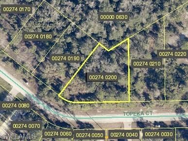 660 Topeka CT LEHIGH ACRES, FL 33972