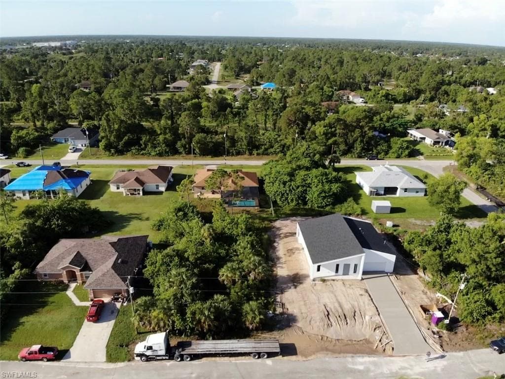 740 Chestnut ST E LEHIGH ACRES, FL 33974