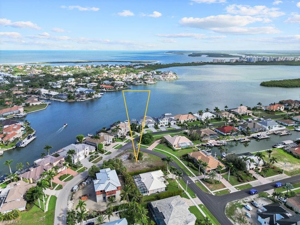797 Hernando DR MARCO ISLAND, FL 34145
