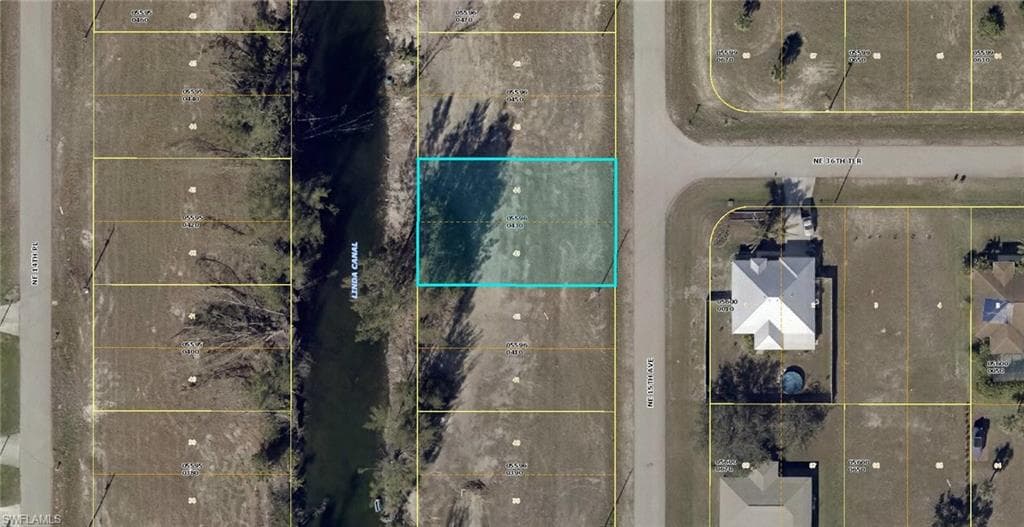 3612 NE 15th AVE CAPE CORAL, FL 33909